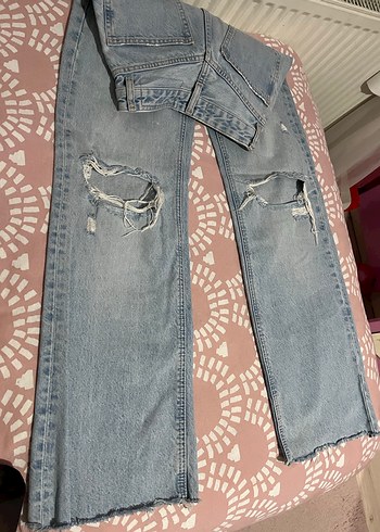 Nakışlı Düğmeli Mavi Midi Kot Pantolon - Görsel 4