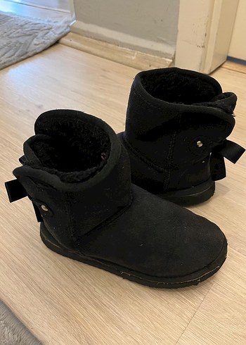 Kız Çocuk Siyah Kürklü Tokalı Bot - Görsel 4