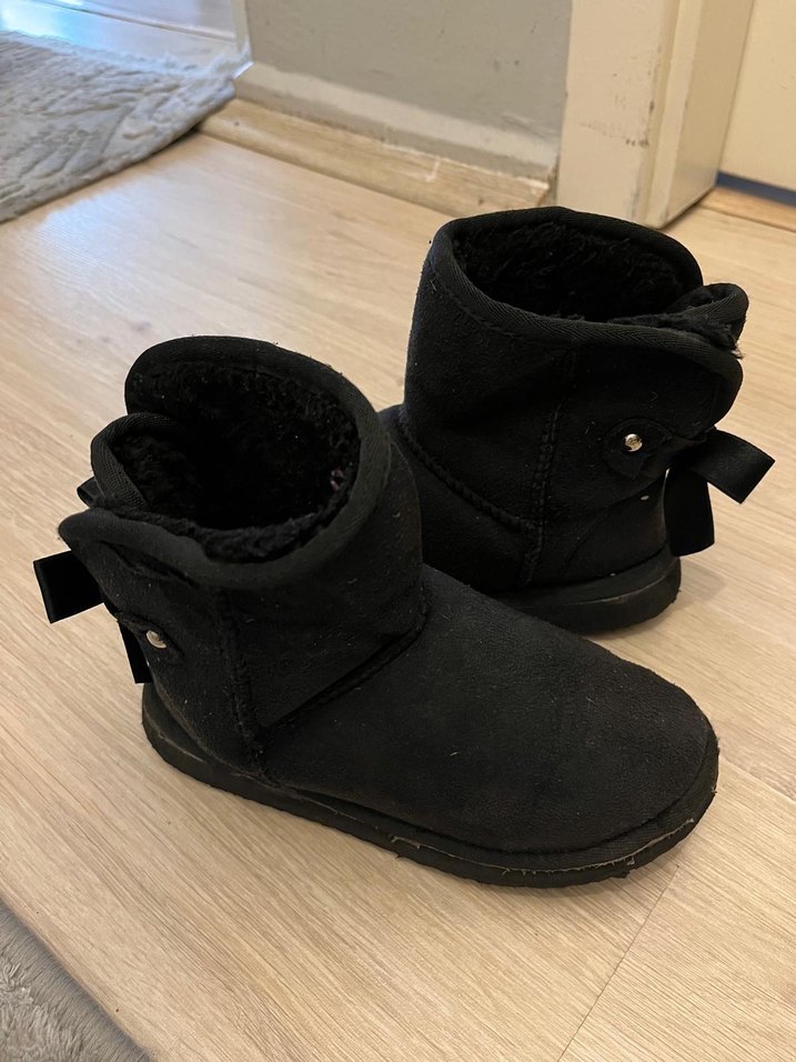 Kız Çocuk Siyah Kürklü Tokalı Bot - Görsel 4