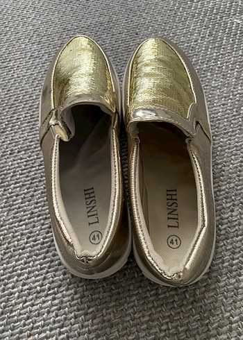 40 Beden Altın Renkli Yılan Desenli Kadın Sneaker
