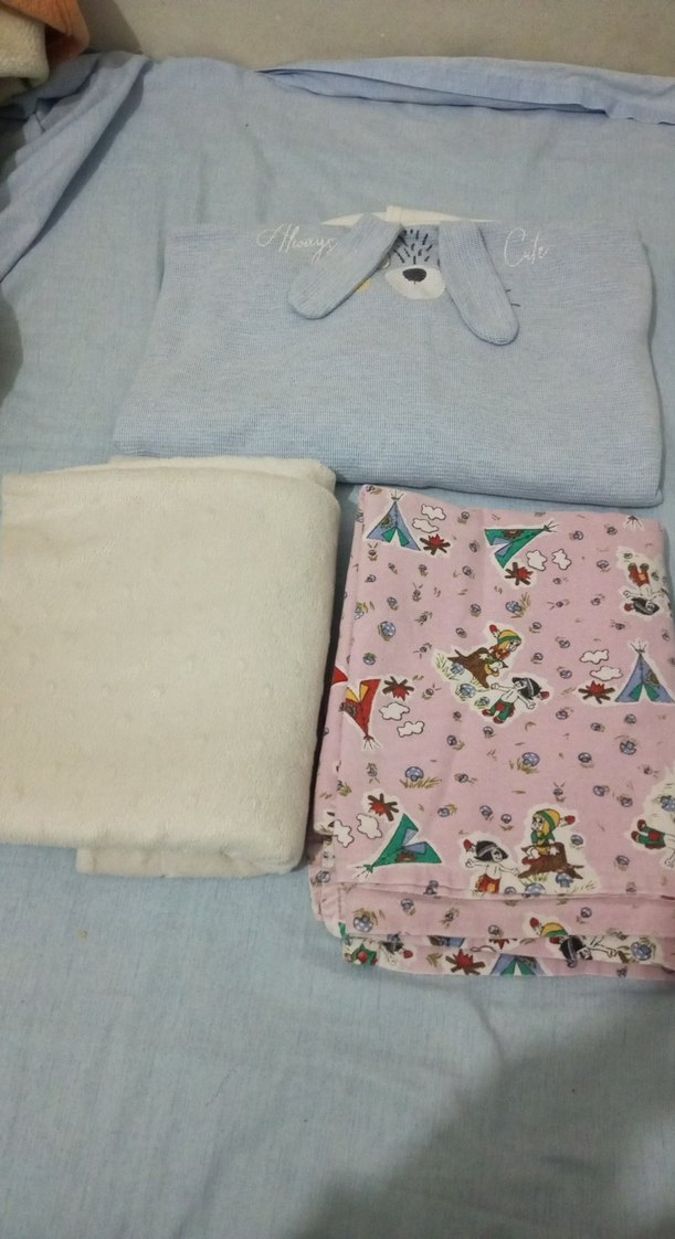 Nakışlı Pastel Renkli Çocuk Battaniyesi - Görsel 3