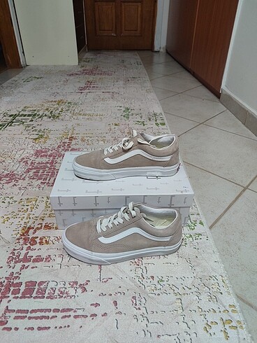 36,5 Beden Vans Kadin Spor Ayakkabi