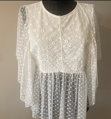 Zara Zara#Dantel ve tül detaylı Bluz#