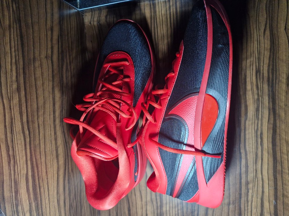 Kırmızı Siyah Basketbol Ayakkabısı - Görsel 4