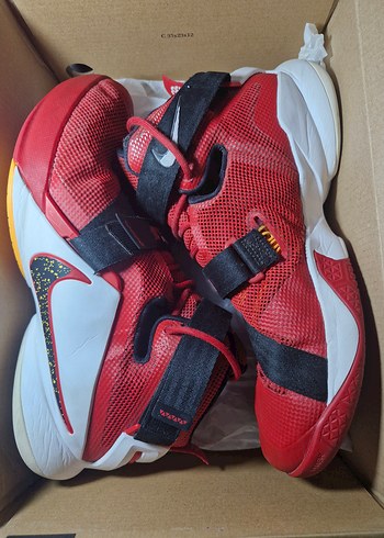 Lebron James Basketbol Ayakkabısı - Görsel 5