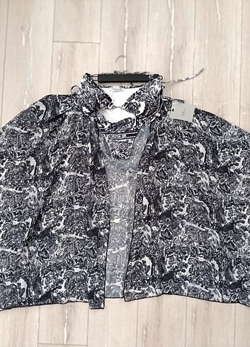 Sıfır etiketli bikini pareolu tkm - Görsel 8