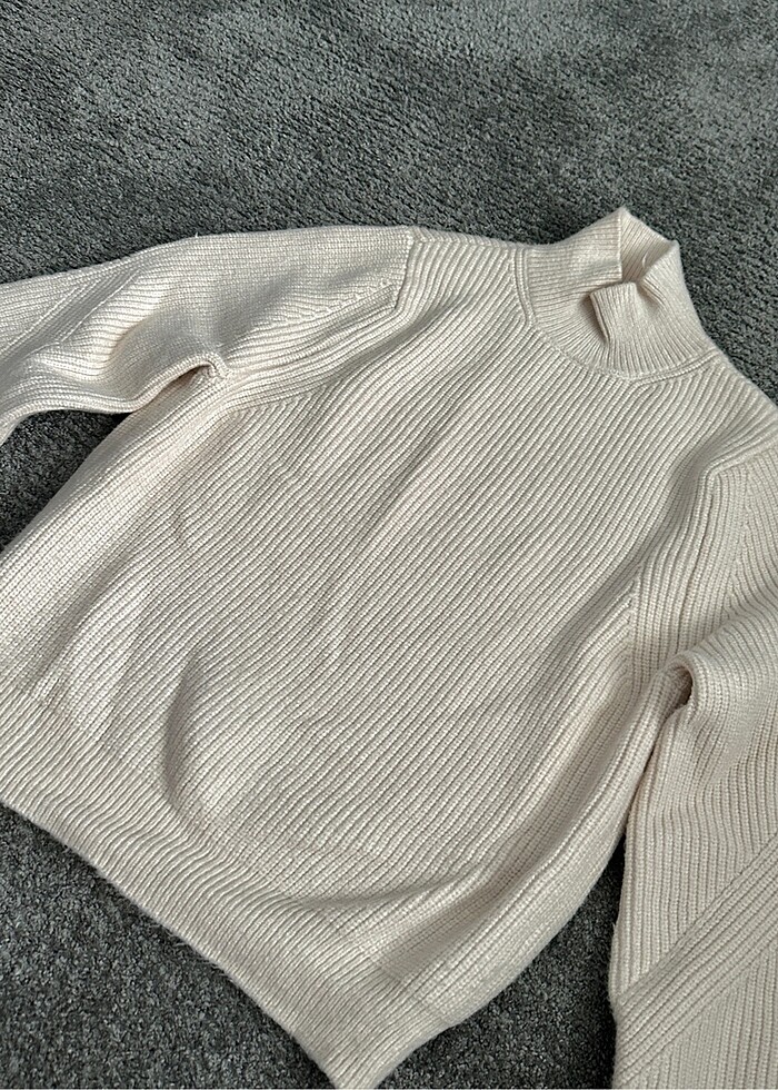 Zara Kazak - Görsel 2