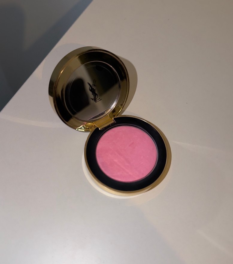 Yves Saint Laurent Parlak Pembe Allık - Görsel 3