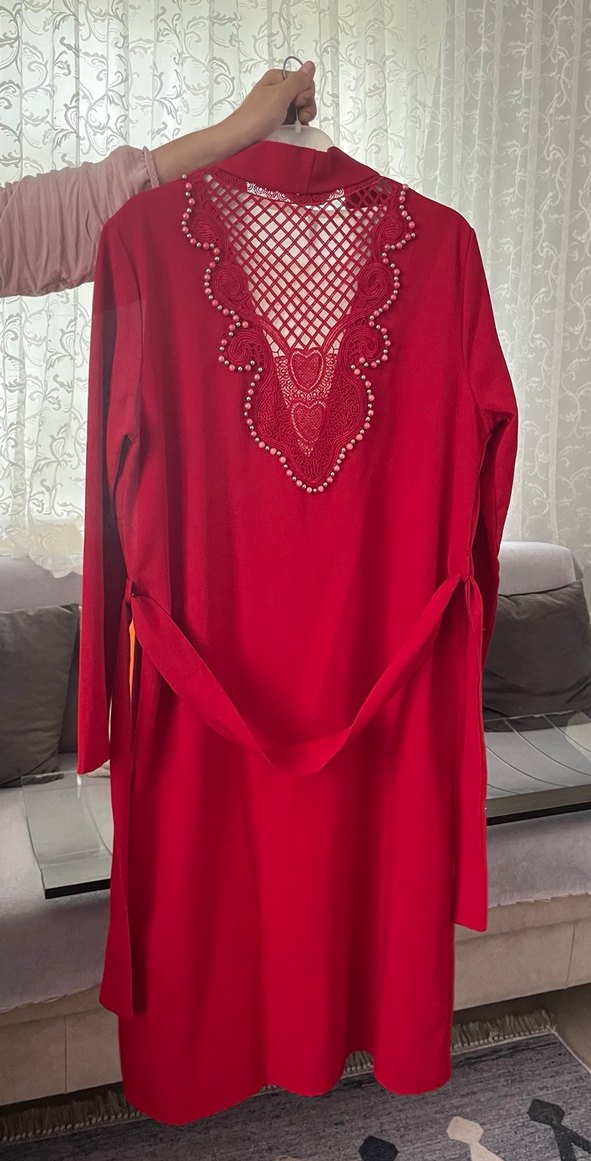 Nakışlı Kırmızı tesettür tunik - Görsel 2