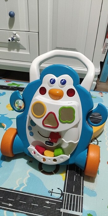 Chicco penguen ilk adım yürüteci