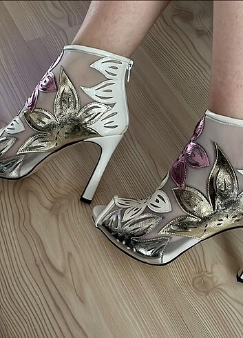 Topuklı ayakkabı - Görsel 3
