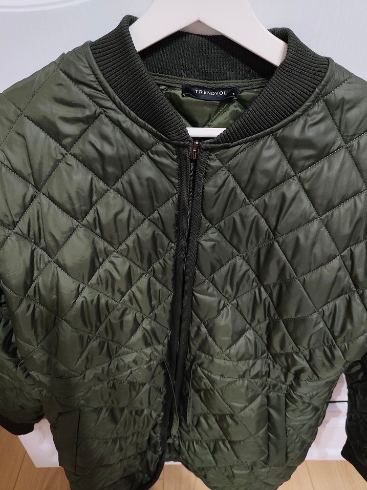 Koyu Yeşil Fermuarlı Kadın Mont - Görsel 4