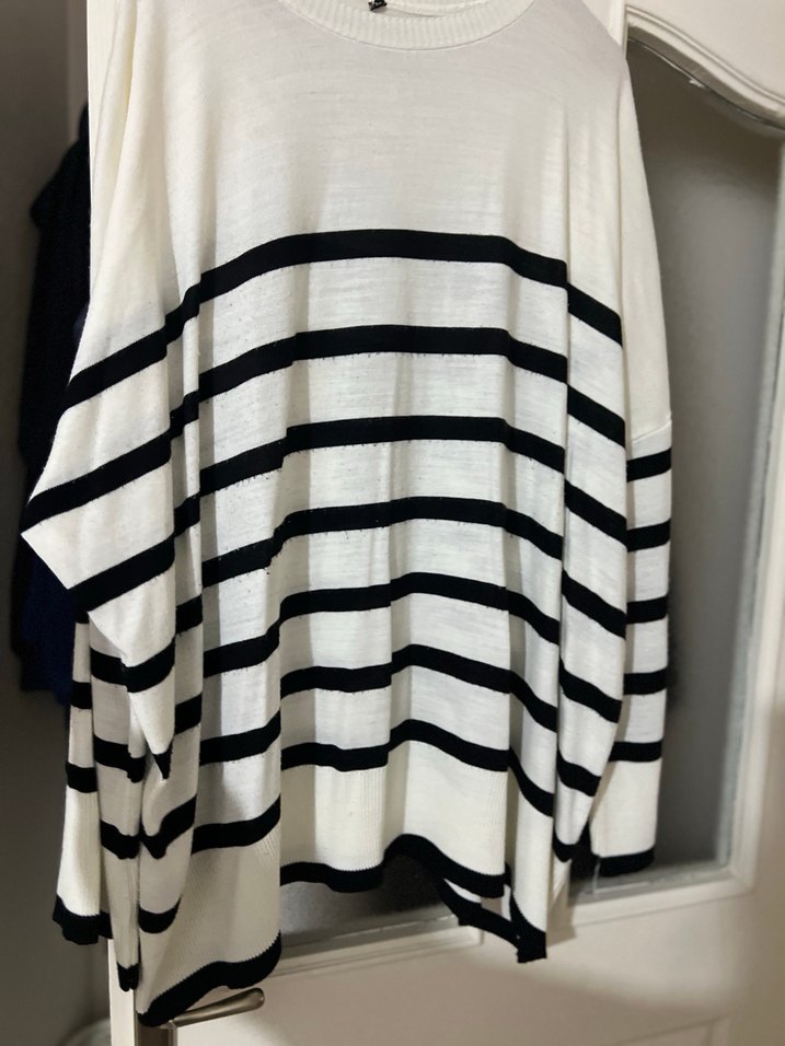 Uzun Kollu Çizgili Kadın Triko - Görsel 2