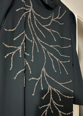 Drapeli İşlemeli Siyah Uzun Kollu abiye - Görsel 3
