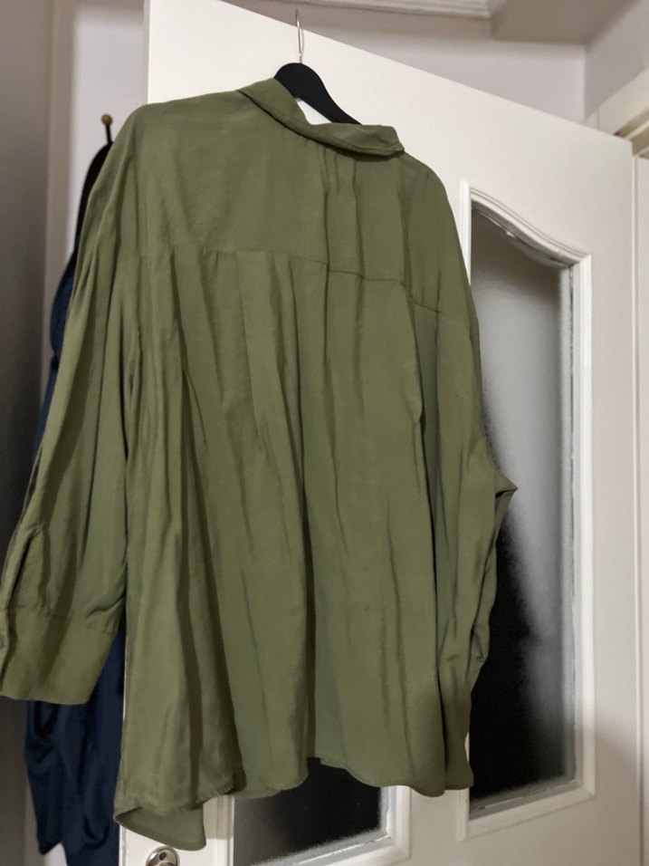 Kadın Haki Keten Düğmeli Gömlek - Görsel 5