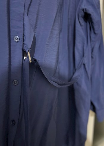 Düğmeli Mavi Keten tesettür Gömlek - Görsel 4