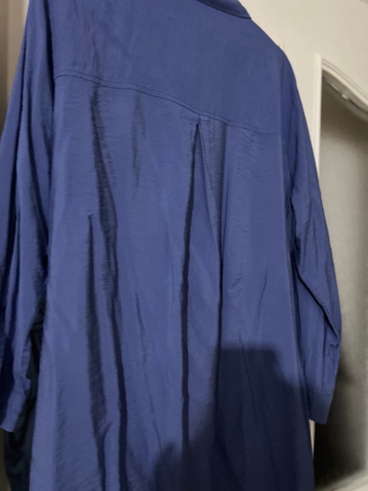 Düğmeli Mavi Keten tesettür Gömlek - Görsel 5