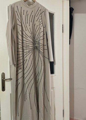 Bej Uzun Kollu Baskılı Kadın Elbise - Görsel 2