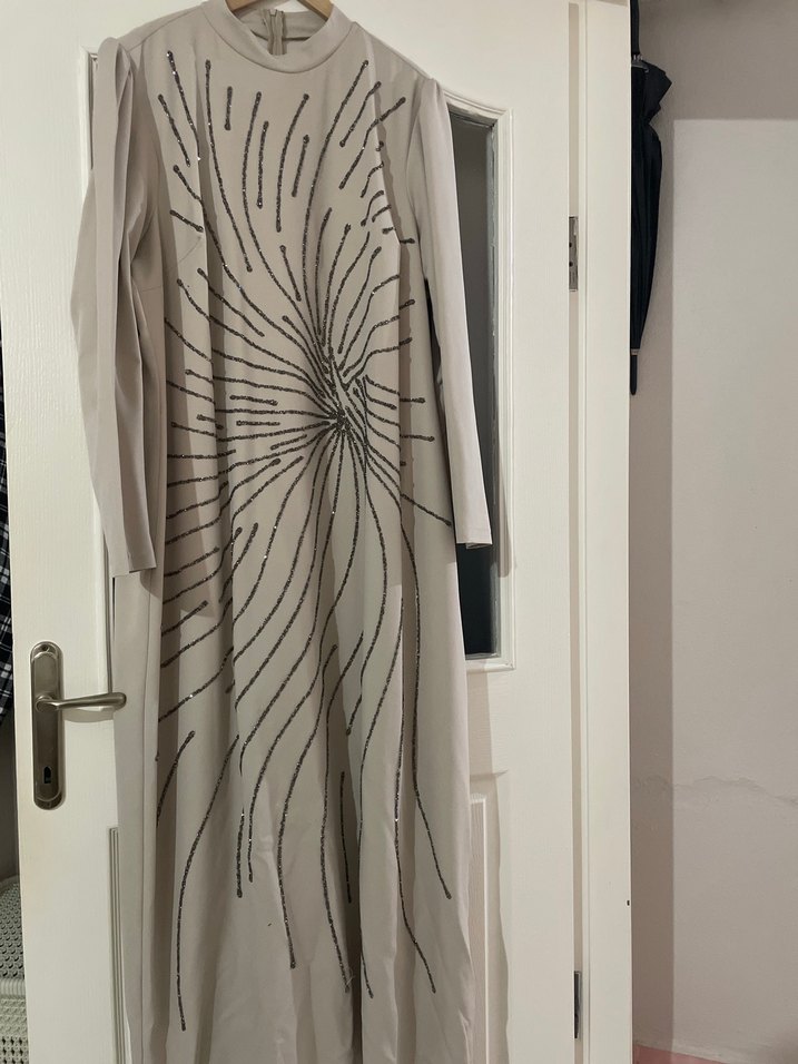 Bej Uzun Kollu Baskılı Kadın Elbise - Görsel 2