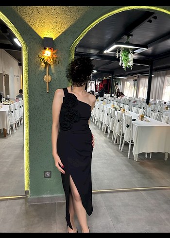 Abiye Siyah Drapeli Midi Abiye Elbise