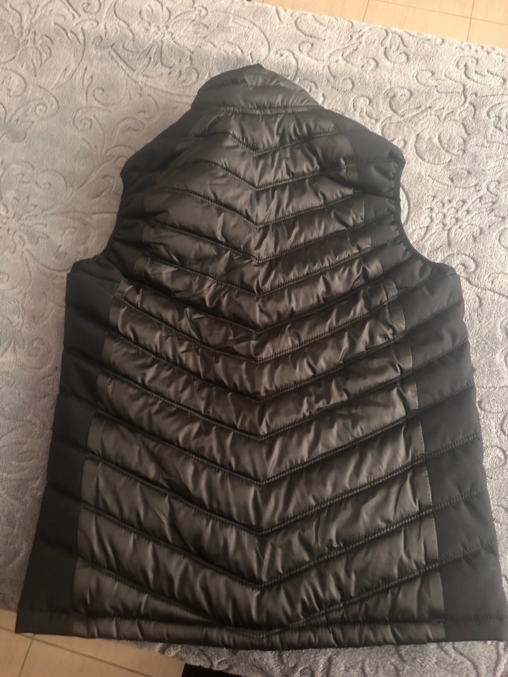 Siyah Fermuarlı Erkek Yelek - Görsel 3