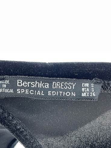 s Beden siyah Renk Bershka Bluz %70 İndirimli.