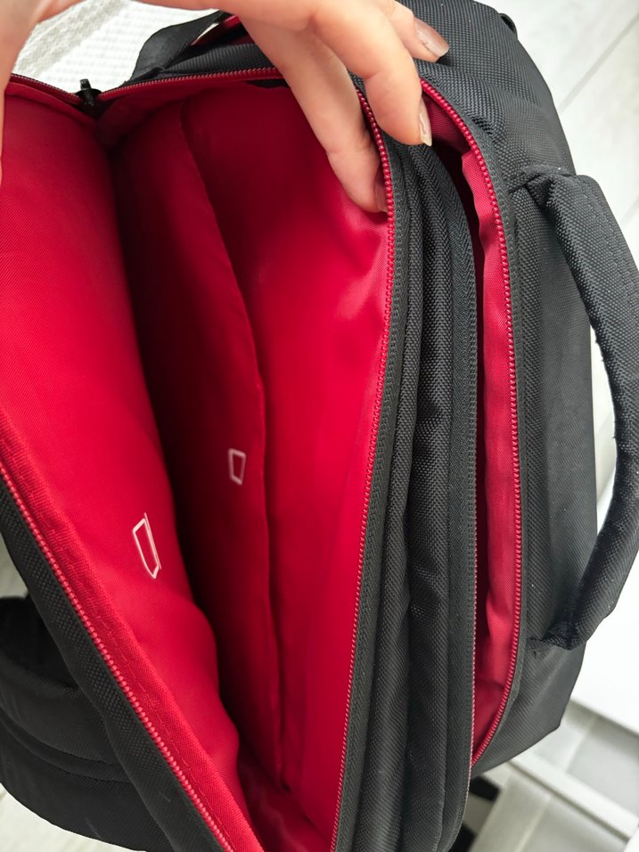 Siyah HP OMEN 17.3 inç Sırt Çantası - Görsel 4