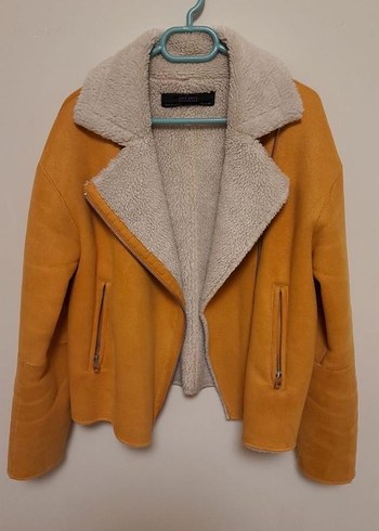 Zara İçi Kürklü Hardal Kaban - Görsel 3