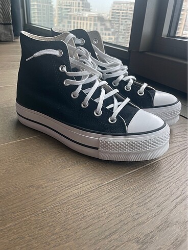 Chuck Taylor All Star Lift Hi Platform Sneaker