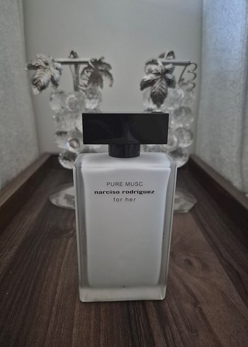 Narciso Rodriguez For Her Pure Musc Kadın Parfümü