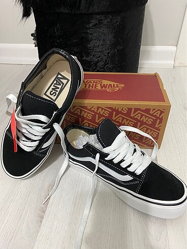 Siyah vans