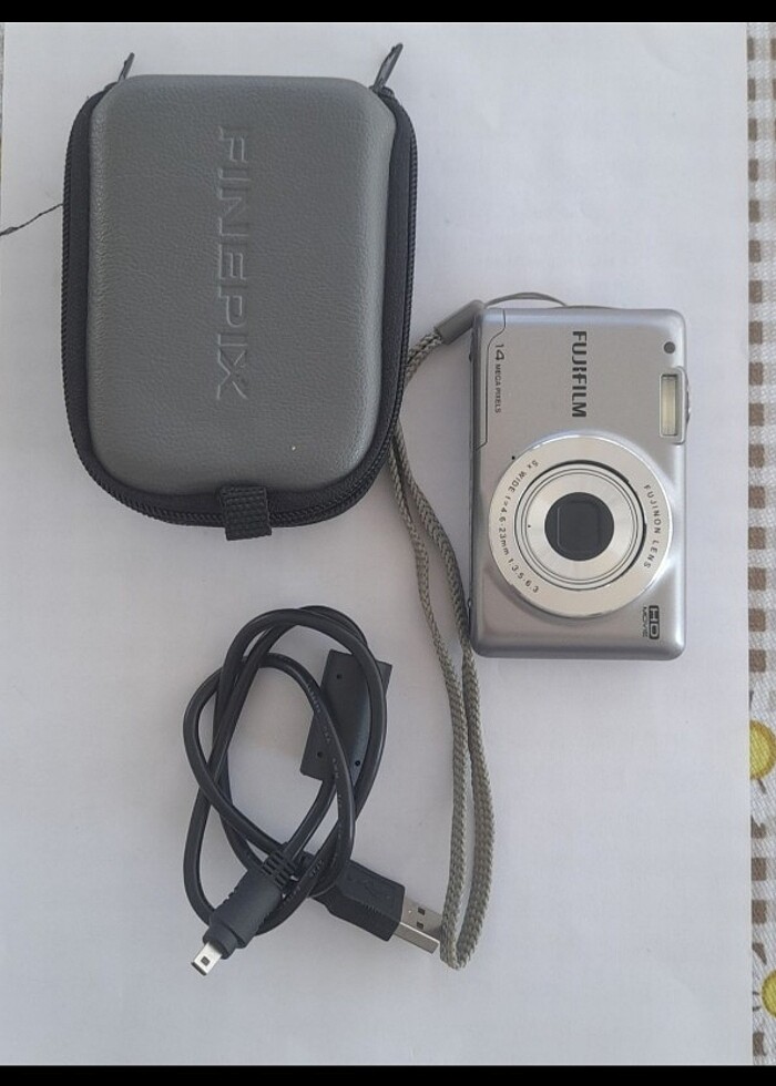 Fujifilm dijital fotoğraf makinesi - Görsel 3