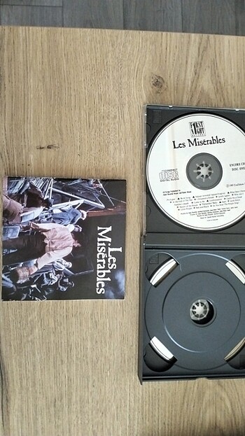 Sefiller müzikal sound track şarkı cd dvd  - Görsel 4