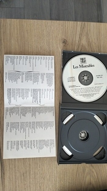 Sefiller müzikal sound track şarkı cd dvd  - Görsel 5