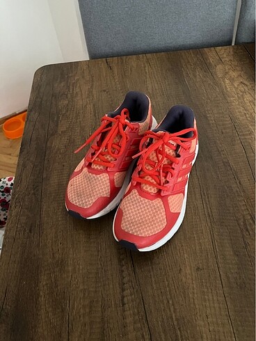 Orjınal Adidas spor ayakkabı