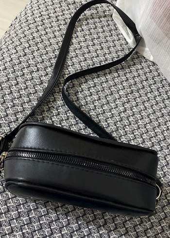 Calvin Klein Calvin Klein Siyah Deri Kadın Çapraz Çanta