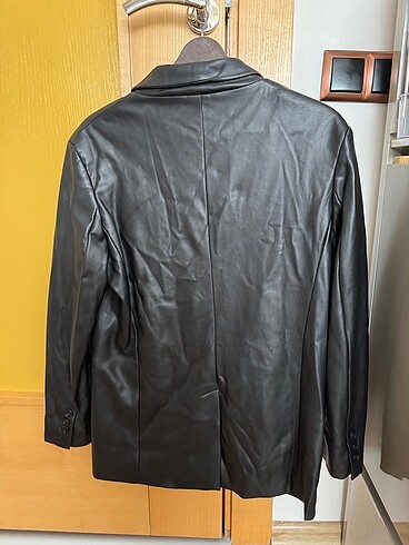xs Beden BERSHKA deri blazer