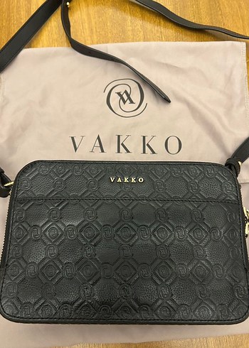 Vakko Orijinal Vakko Siyah Kabartmali Capraz Canta