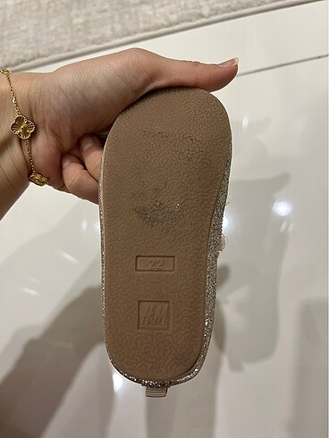 22 Beden H&M kız çocuk babet