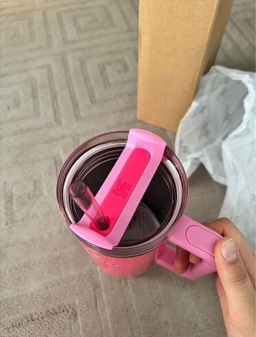 Beden Stanley pipetli termos