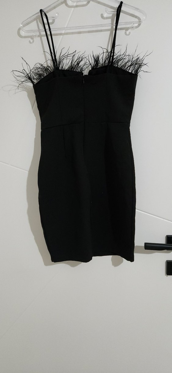 Siyah Tüy Detaylı Midi Siyah Elbise - Görsel 4