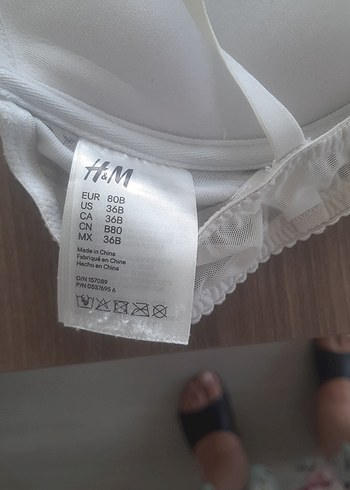H&M Beyaz ve Gri Dantel Detaylı Bohem Sütyen