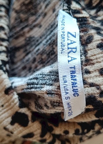 Zara Kahverengi Yılan Desenli Uzun Triko Elbise