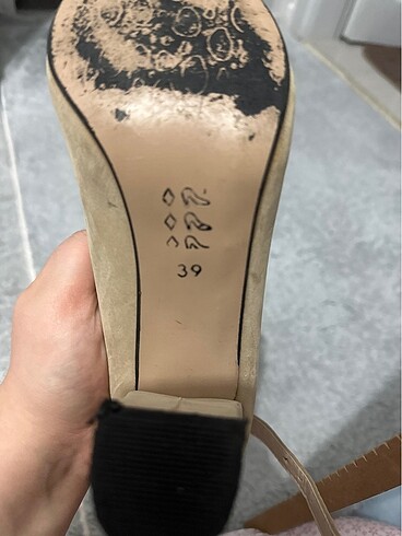 39 Beden Bej topuklu ayakkabı