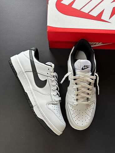 Nike dunk low
