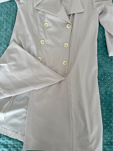 Krem rengi ceket elbise - Görsel 4