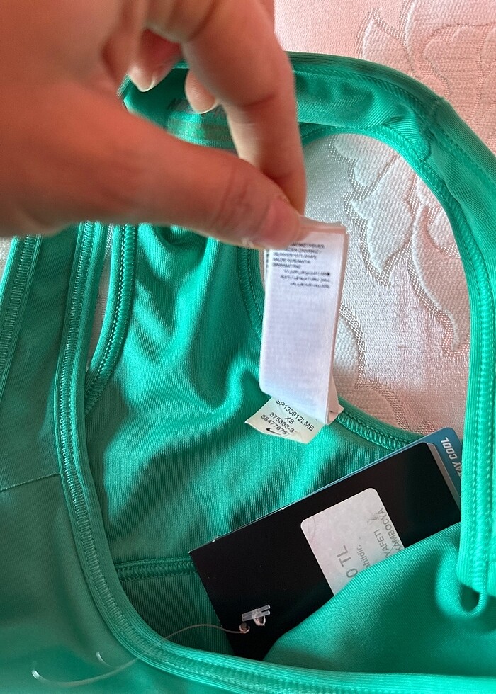 Nike sporcu sütyeni - Görsel 3