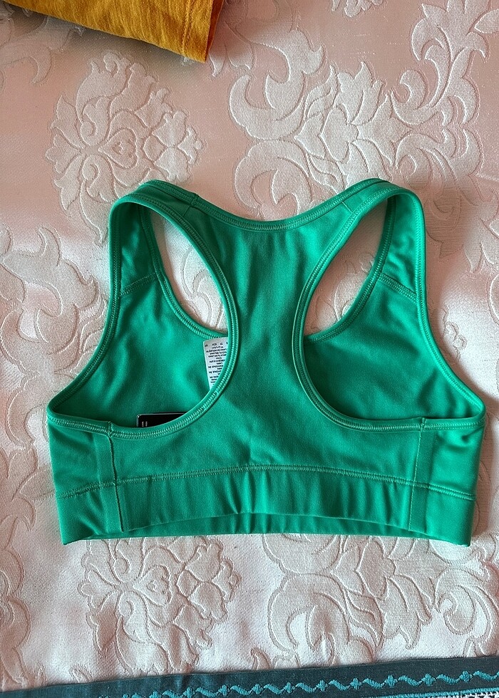 Nike sporcu sütyeni - Görsel 4