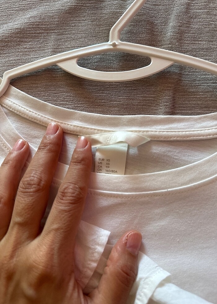 H&M kısa kol bluz - Görsel 4