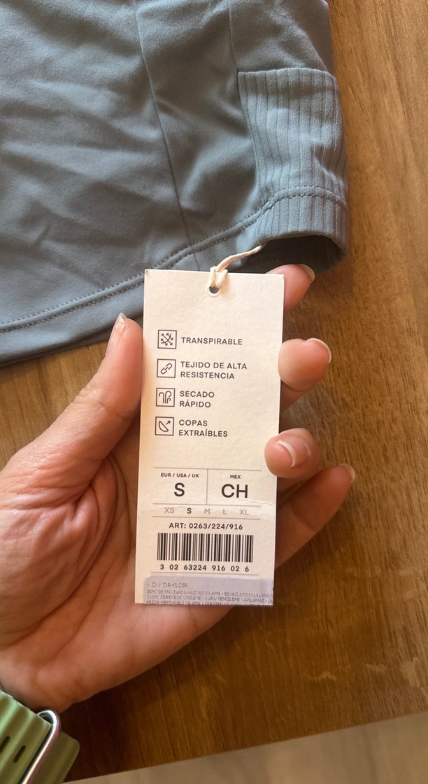 Oysho Gri Yarım Fermuarlı Spor Üst - Görsel 2